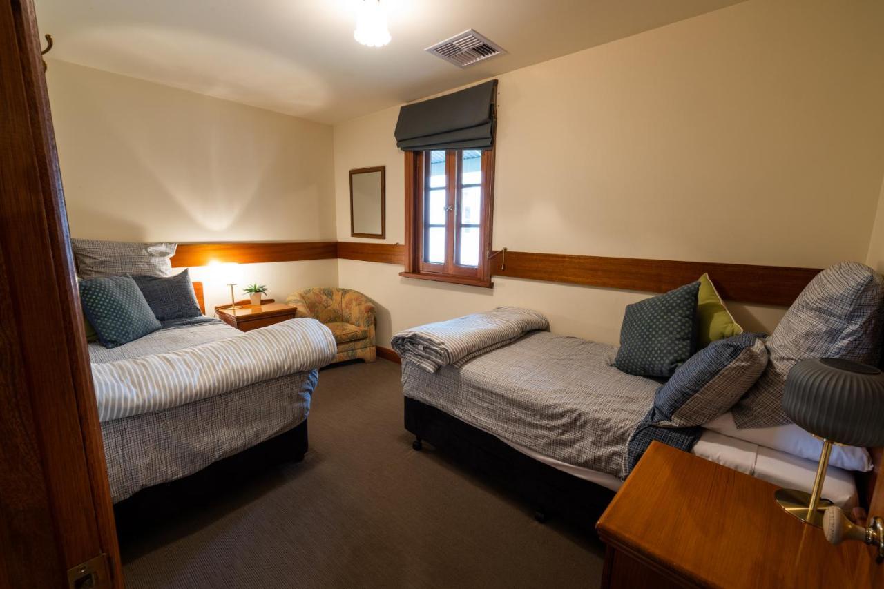 Bed & Breakfast Tanunda Cottages 3*